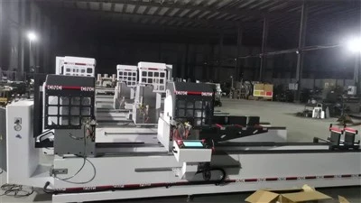 CNC-zaagmachine met dubbele kop